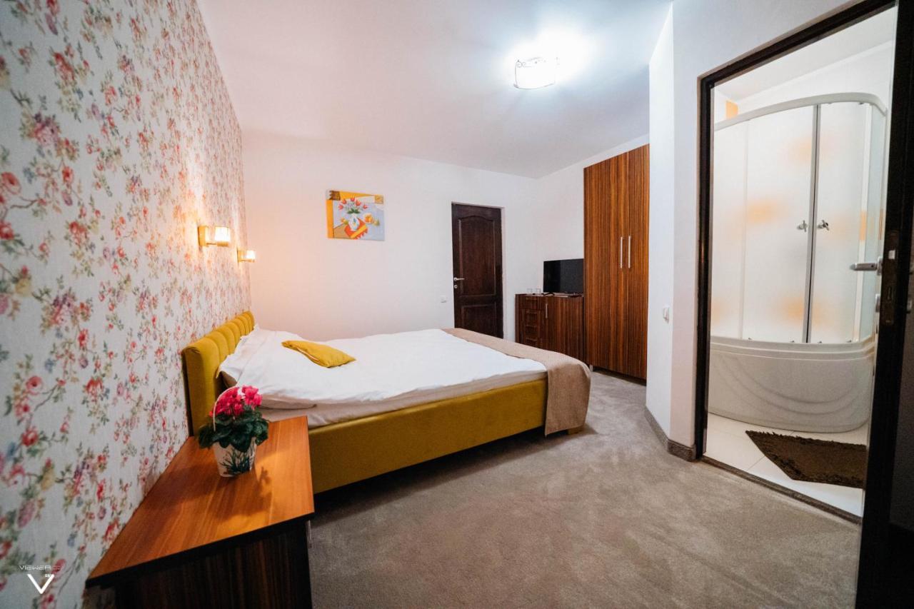 Casa Carmen Hotel Dorna Arini Exterior foto