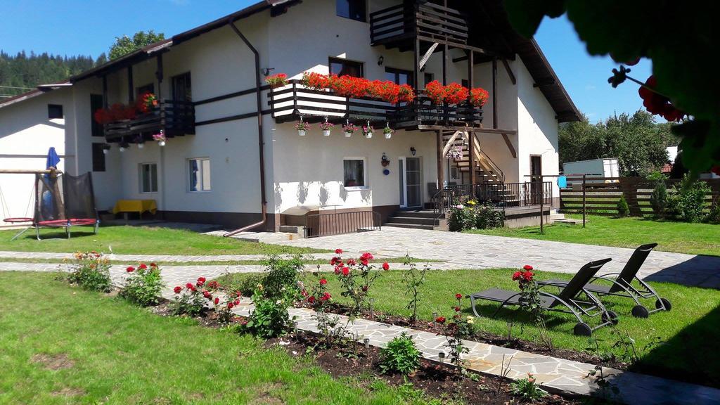 Casa Carmen Hotel Dorna Arini Exterior foto